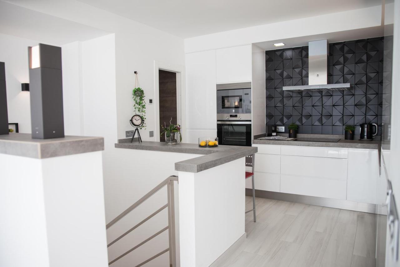 Spacious 200 Sq.M. Penthouse With Sea View Terraces Torremolinos Bagian luar foto