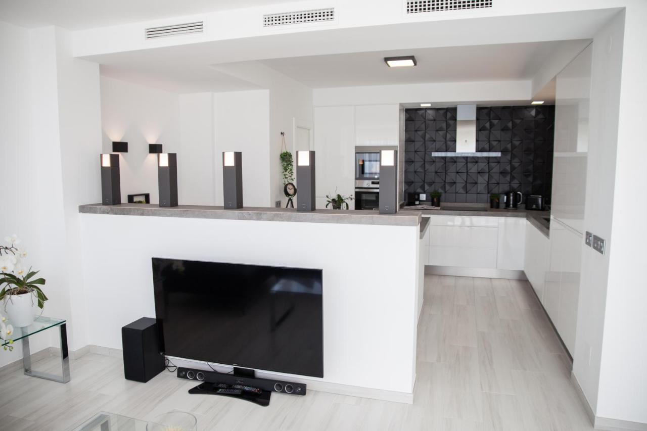 Spacious 200 Sq.M. Penthouse With Sea View Terraces Torremolinos Bagian luar foto