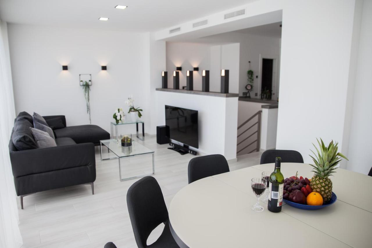 Spacious 200 Sq.M. Penthouse With Sea View Terraces Torremolinos Bagian luar foto