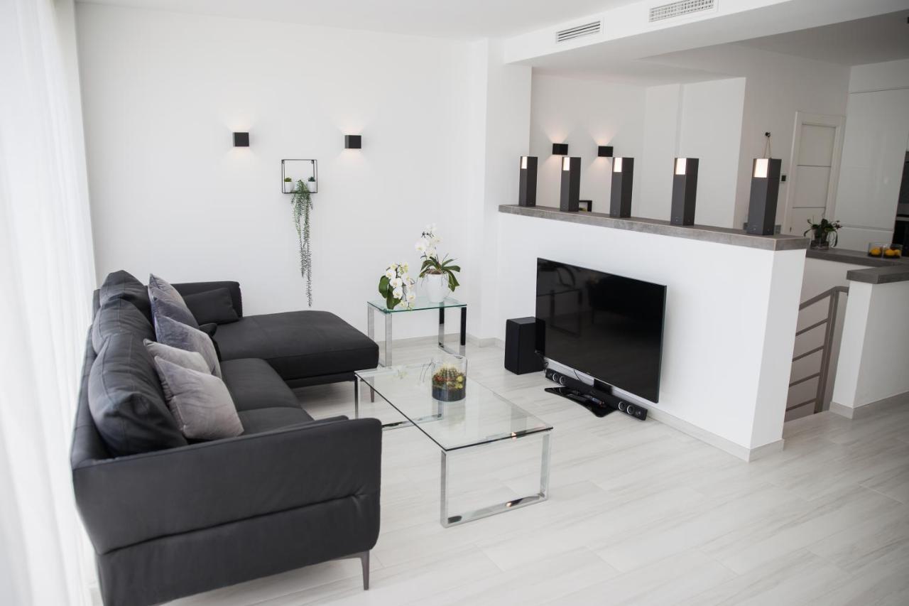 Spacious 200 Sq.M. Penthouse With Sea View Terraces Torremolinos Bagian luar foto